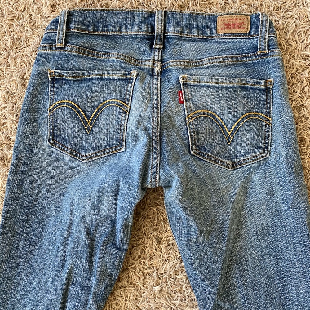 Levi’s Low Rise Skinny Jeans - Picture 5 of 5